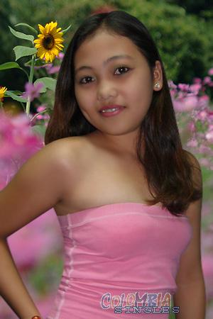 Colombian Women Tours