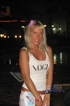 Colombian Women Tours