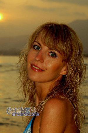 Colombian Women Tours
