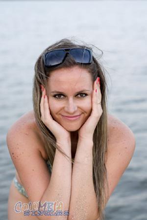 Colombian Women Tours