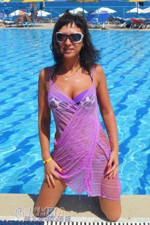 Colombian Women Tours